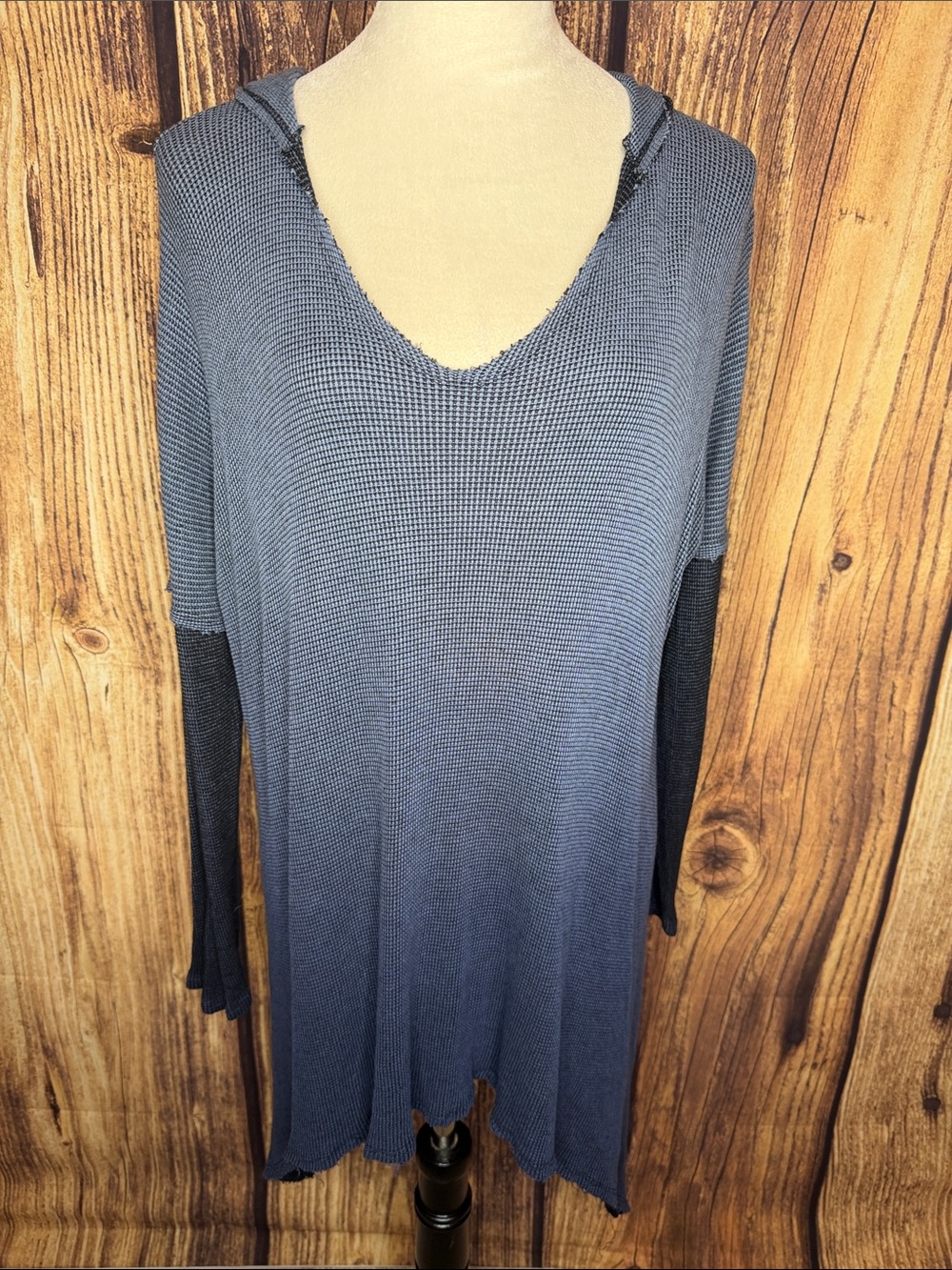 Mono B Washed Blue Ombre Waffle Knit Tunic with Contrast Sleeves